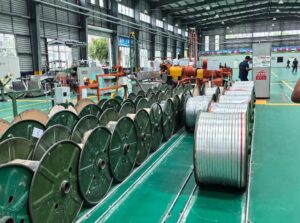 IEC 60317 Enamelled Rectangular Aluminum Magnet Wire, Grade 1/2, 5-70mm² Cross Section e218f579ed646c6a48ee832a358ef638