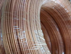 Winding wires for water-submersible electric motors with double layers of PE/PA insulation 